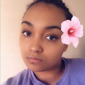 Meet your Posher, Michaela